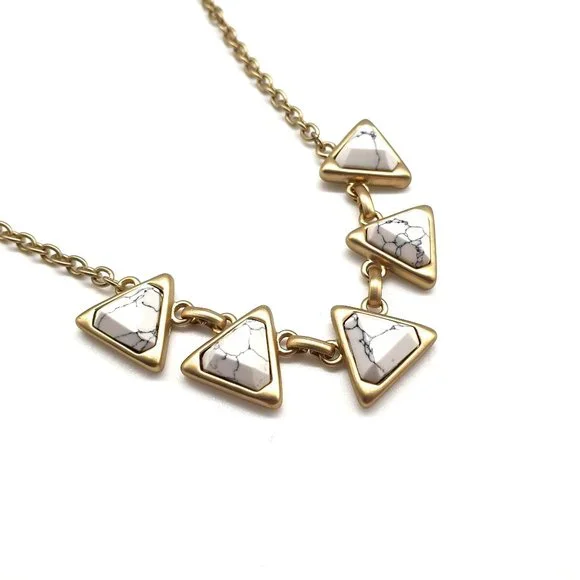 Loft Necklace Womens Brass Tone Triangle Black White Costume 16" Neck Extension - Picture 2 of 6